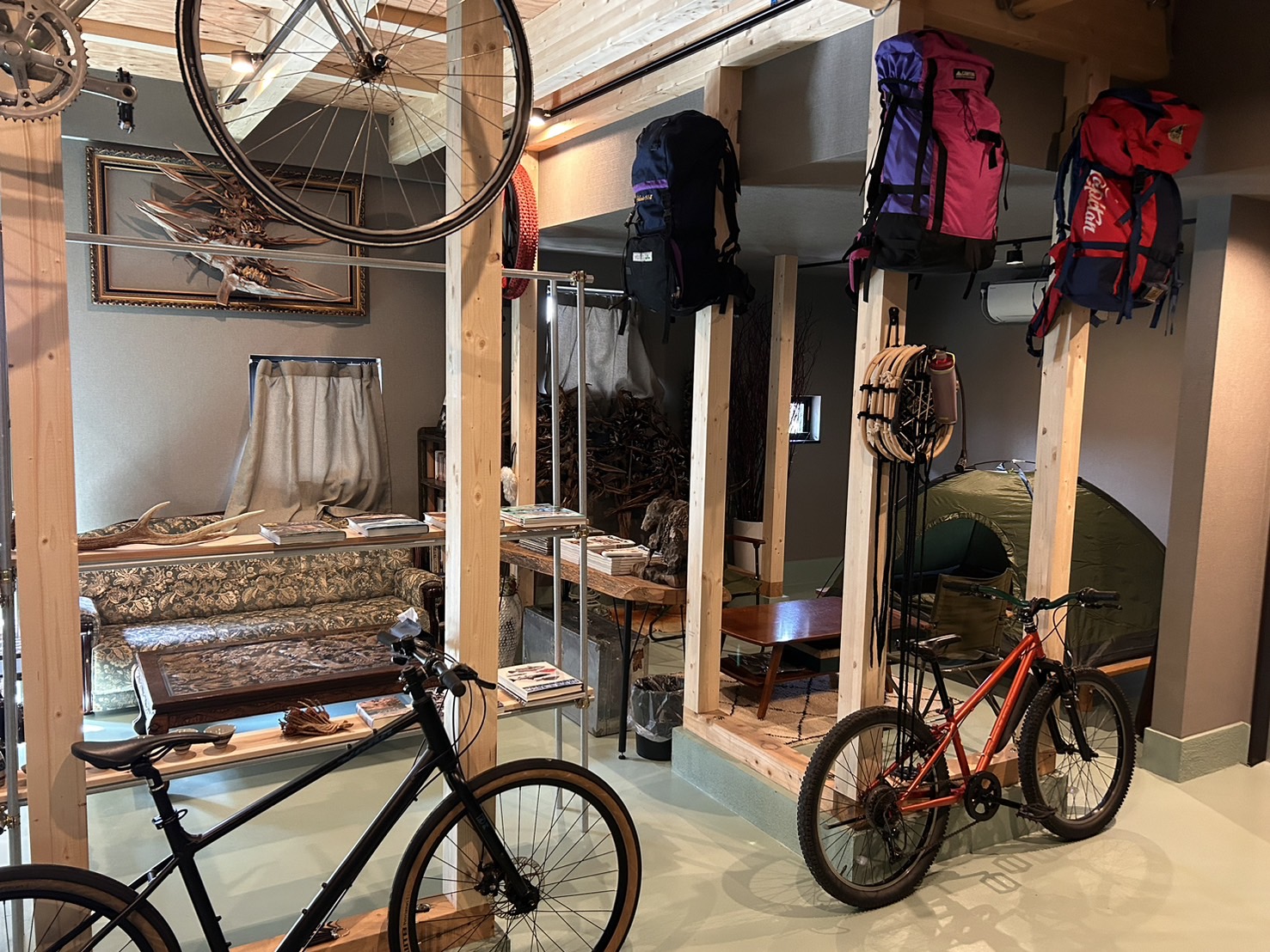 フモトノ&mus. 周辺の森林写真