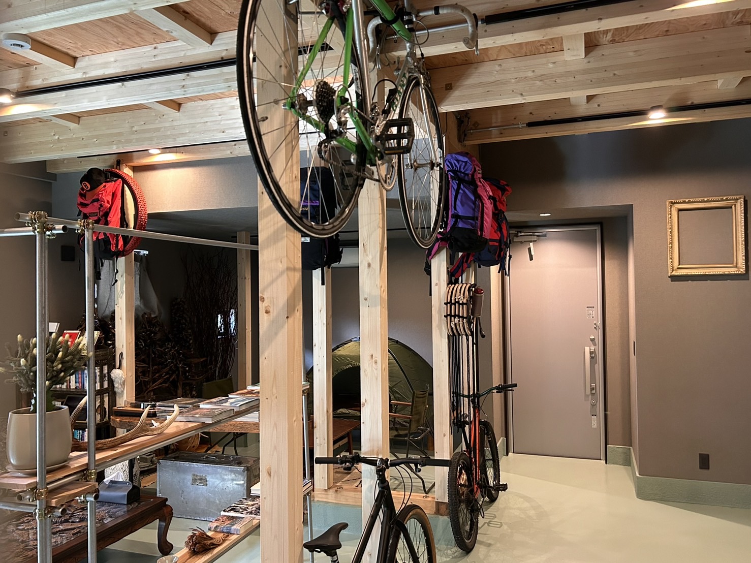 フモトノ&mus. 周辺の森林写真