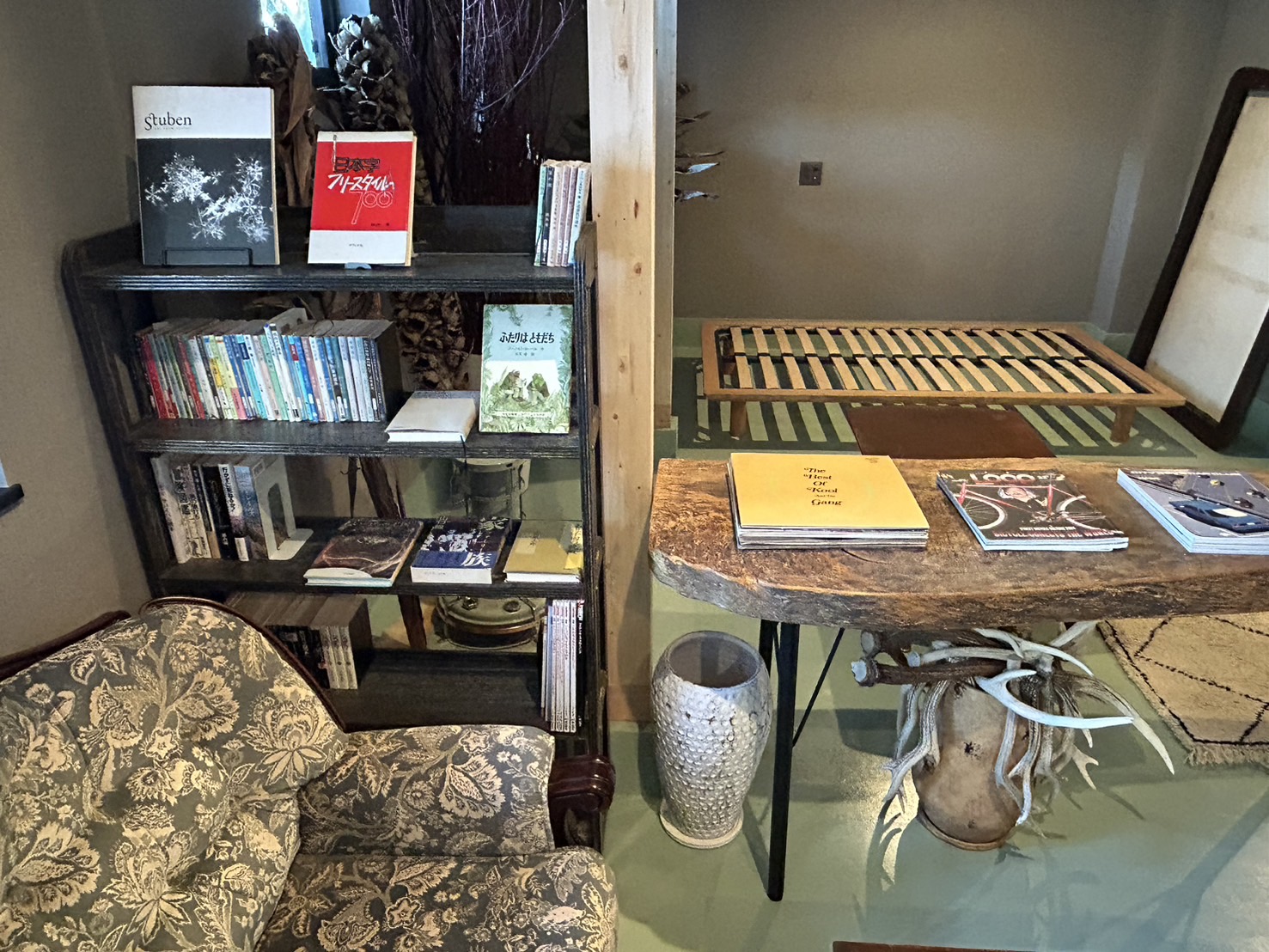 フモトノ&mus. 周辺の森林写真